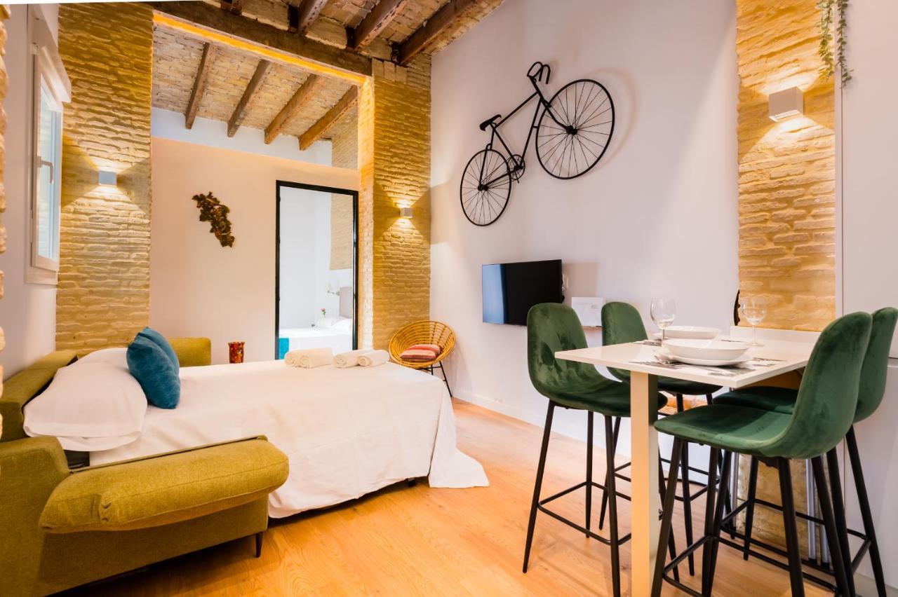 Diseno Triana 2 Rooms Seville Exterior photo